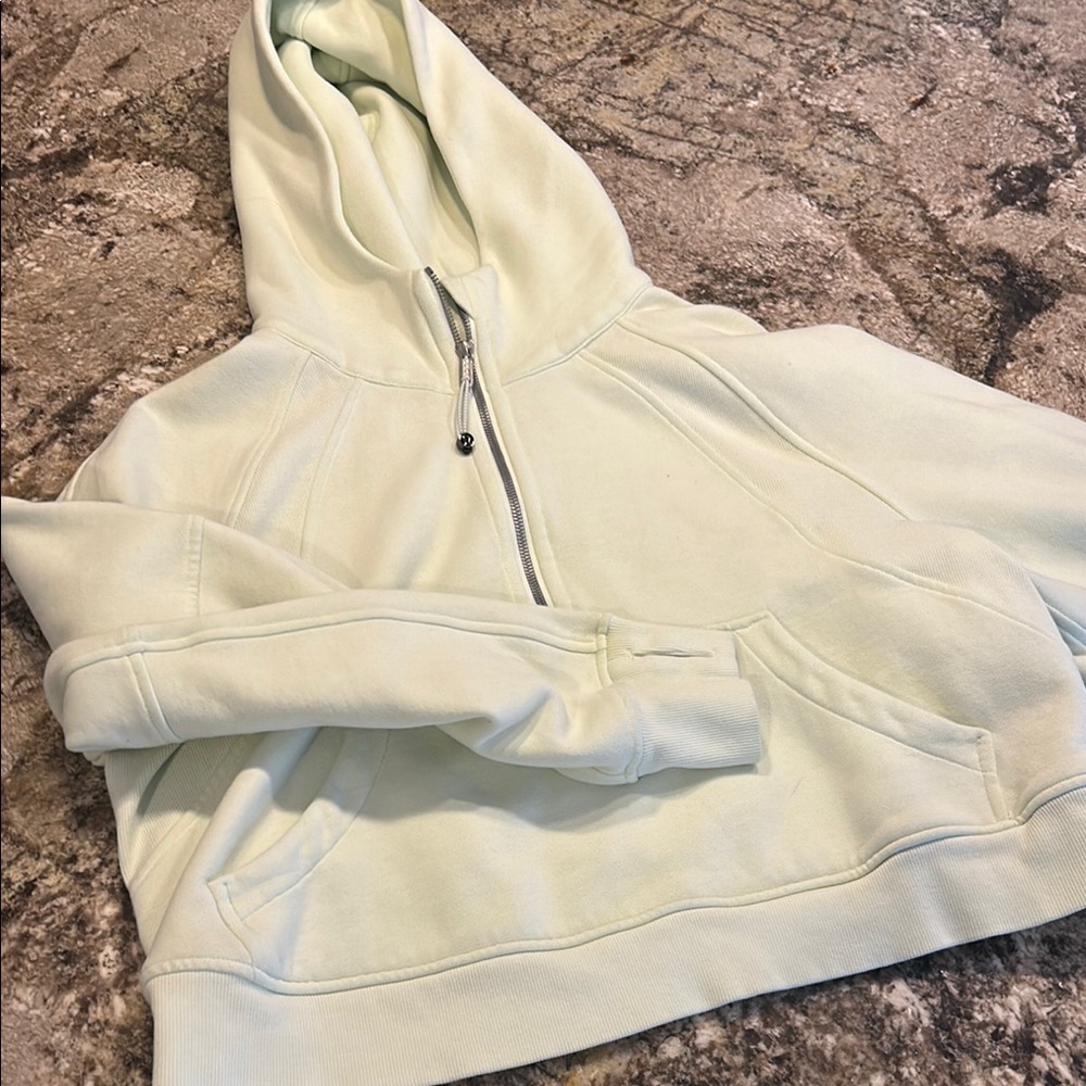 Green Hooded Knit Sweater with Textured Pattern
